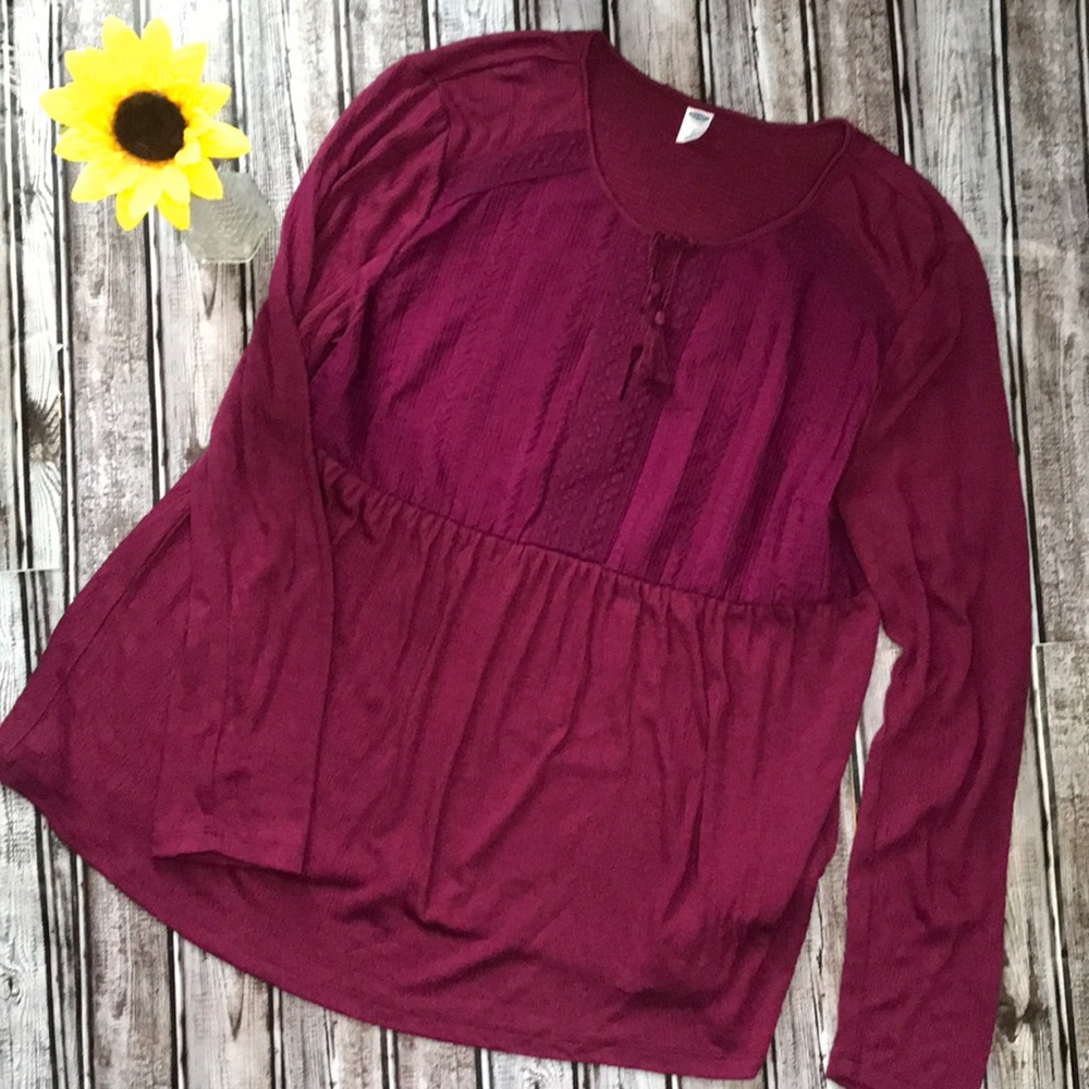 Old Navy burgundy top with tassel ties NWT size Large